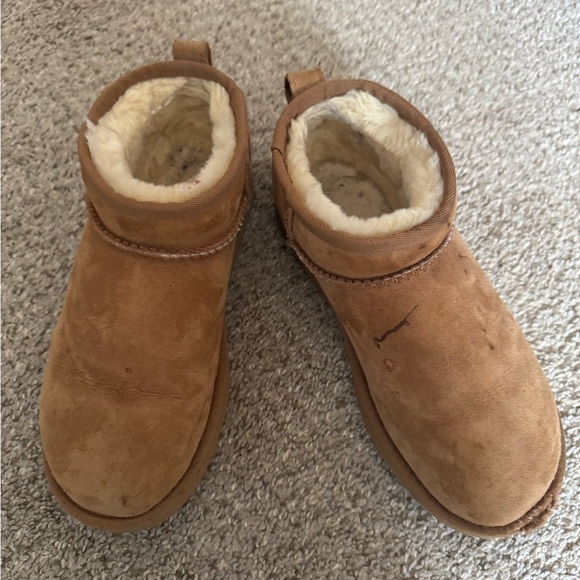 UGG Shoes - UGG Women’s Ultra Mini Size 6 See pics